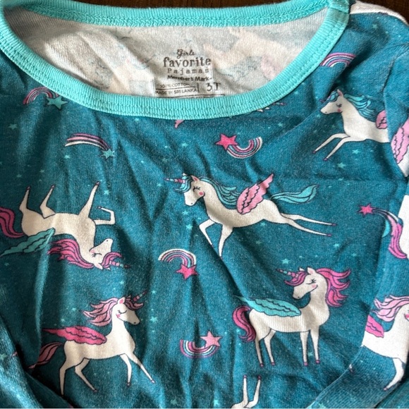 Unicorn and Rainbow Peppa Kids Pajama Set 3qty Bundle - Picture 3 of 7